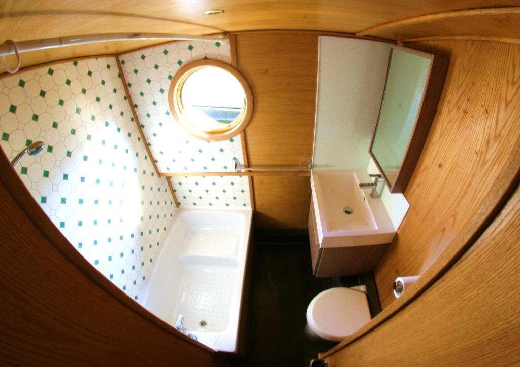 Peniche Poompui Hotel Aigues-Mortes Værelse billede